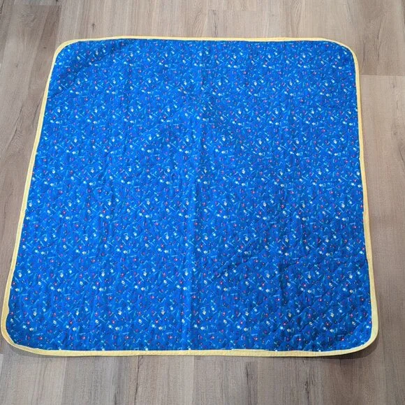 Vintage Child's Square Blanket Hand-made With Unique Pocket Design On One Side - Picture 1 of 7